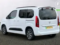 Usado Vauxhall Combo Ultimate 100 kW (136 CV) 2024 Blanco Monovolumen