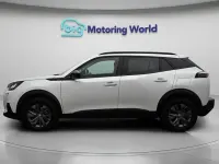 Używany Peugeot e-2008 Active+ 100 kW (136 KM) 2022 SUV