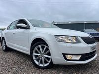 Used Skoda Octavia Elegance 150 HP (110 kW) 2014 White Hatchback