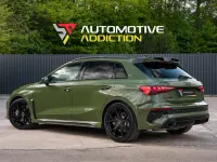 Usado Audi RS3 Comfort 400 HP (294 kW) 2024 Verde Sedan