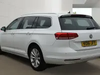 Used VW Passat Business 150 HP (110 kW) 2016 White Estate