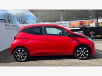 Used Toyota Aygo Trend 72 HP (52 kW) 2019 Red Hatchback