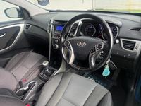 Used Hyundai i30 Active 100 HP (73 kW) 2013 Blue Hatchback