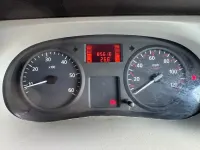 Begagnad Renault Trafic 2006 Silver Minibuss