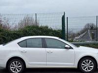 Used Skoda Octavia 115 HP (84 kW) 2018 White Hatchback