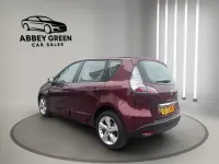 Used Renault Scénic III Dynamique 110 HP (80 kW) 2013 Red MPV