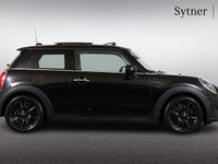 Begagnad Mini Cooper Classic 134 HK (98 kW) 2022 Svart Halvkombi