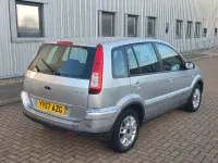 Used Ford Fusion Zetec 101 HP (74 kW) 2007 Silver Hatchback