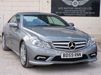 Begagnad Mercedes E350 2009 Silver Sportkupé