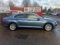 Usado VW Passat Business 150 HP (110 kW) 2017 Azul Sedan