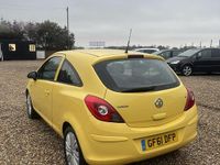 Used Vauxhall Corsa Excite 85 HP (62 kW) 2011 Yellow Hatchback