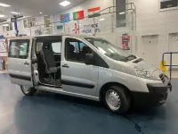 Used Peugeot TePee Access 100 HP (73 kW) 2016 Silver MPV