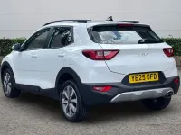 Used Kia Stonic 2025 White SUV