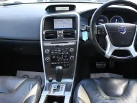 Used Volvo XC60 R-Design 205 HP (150 kW) 2010 Silver SUV