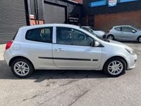 Used Renault Clio II Dynamique 98 HP (72 kW) 2006 Silver Hatchback