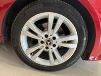 Begagnad Mercedes E220 SE 2014 Röd Sedan