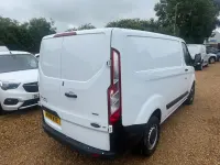 Used Ford Transit Custom 105 HP (77 kW) 2018 White Van
