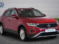 Used VW T-Roc Life 110 HP (80 kW) 2022 Red SUV
