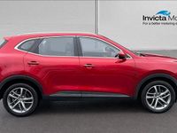 Używany MG HS Excite 162 KM (119 kW) 2023 Czerwony SUV