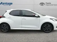Used Toyota Yaris Design 113 HP (83 kW) 2023 White Hatchback