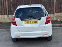 Used Honda Jazz ES 2014 White Hatchback