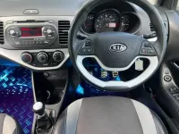 Used Kia Picanto 84 HP (61 kW) 2014 Beige Hatchback