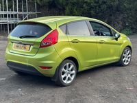 Used Ford Fiesta Titanium 95 HP (69 kW) 2011 Green Hatchback