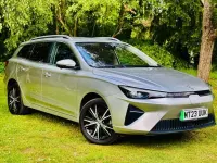 Usado MG MG5 EV Trophy 114 kW (156 HP) 2023 Prateado Carrinha