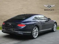 Begagnad Bentley Continental 2018 Peacock Sportkupé