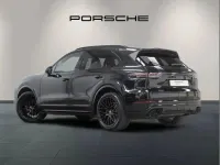 Used Porsche Cayenne 456 HP (335 kW) 2021 Black SUV