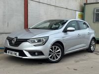 Gebraucht Renault Mégane IV Dynamique 130 PS (95 kW) 2016 Silber Kleinwagen