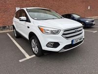 Usado Ford Kuga Zetec 120 HP (88 kW) 2017 Branco SUV