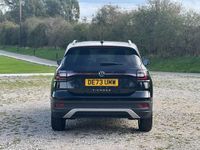 Used VW T-Cross SEL 110 HP (80 kW) 2023 Black SUV