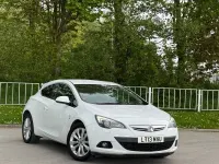 Second-hand Vauxhall Astra GTC SRi 140 CP (102 kW) 2013 Alb Hatchback