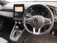 Używany Renault Clio V Version S 140 KM (102 kW) 2022 Czarny Hatchback
