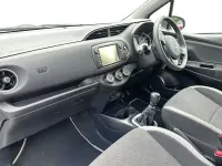 Used Toyota Yaris 111 HP (81 kW) 2020 Pure white Hatchback