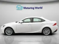 Used Lexus IS300h 223 HP (164 kW) 2019 White Sedan