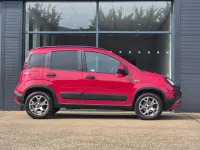 Używany Fiat Panda Red 70 KM (51 kW) 2023 Czerwony Hatchback