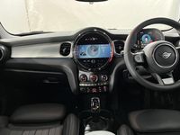 Used Mini Cooper Exclusive 134 HP (98 kW) 2023 Red Hatchback