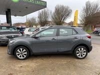 Second-hand Kia Stonic 2023 Gri SUV