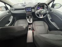 Used Renault Clio V Evolution 145 HP (106 kW) 2023 Grey Hatchback