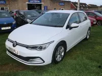 Used VW Golf VIII Life 115 HP (84 kW) 2023 White Hatchback