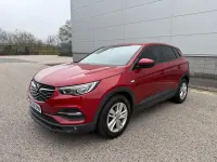 Used Vauxhall Grandland X S 130 HP (95 kW) 2019 Red SUV