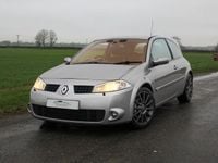 Used Renault Mégane II Trophy 225 HP (165 kW) 2005 Silver Hatchback