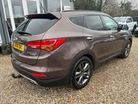 Used Hyundai Santa Fe Premium SE 194 HP (142 kW) 2015 Brown SUV