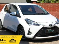 Used Toyota Yaris 111 HP (81 kW) 2019 White Hatchback