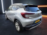 Used Renault Captur Iconic 101 HP (74 kW) 2020 SUV