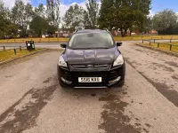 Usado Ford Kuga Titanium 180 CV (132 kW) 2016 Negro SUV