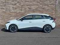 Used MG MG4 EV SE 125 kW (170 HP) 2023 White Hatchback