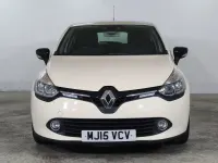 Usado Renault Clio IV Dynamique 75 CV (55 kW) 2015 Blanco Utilitario